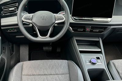 Volkswagen Tiguan Life Plus 2.0 TDI  DSG