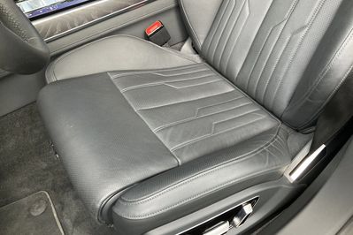 Audi A8 L 55 TFSI mHEV Quattro Tiptr.