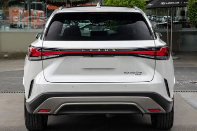Lexus RX 450h+ Omotenashi 2.5 Hybrid Plug-in