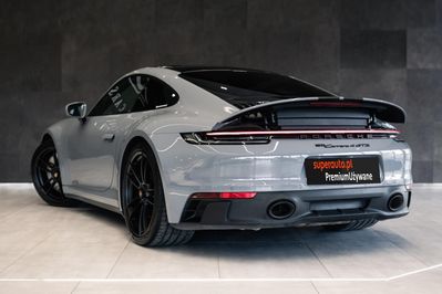 Porsche 911 Carrera GTS