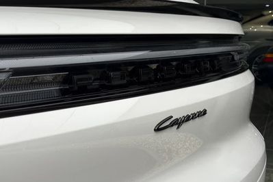 Porsche Cayenne Coupe Black Edition