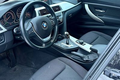 BMW Seria 3 Gran Turismo 320i Advantage