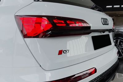 Audi Q7 50 TDI quattro S Line