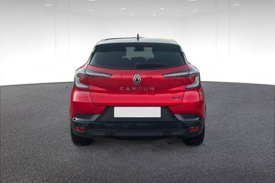 Renault Captur Techno 1.6 E-Tech Hybrid AT