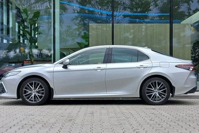 Toyota Camry Hybrid Comfort