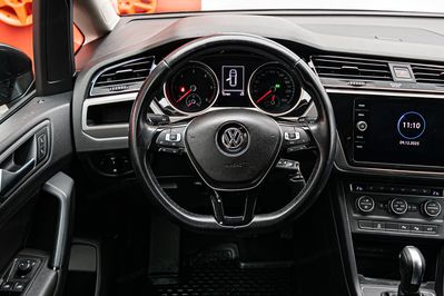 Volkswagen Touran 2.0 TDI Trendline DSG