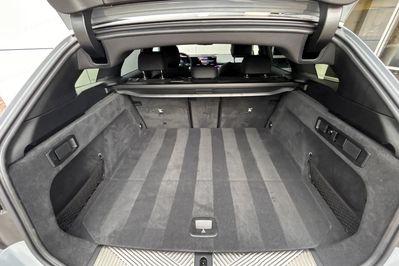BMW Seria 5 520d mHEV M Sport aut