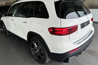 Mercedes GLB 220  4-Matic AMG Line