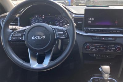 Kia Ceed 1.6 GDI PHEV Business Line DCT
