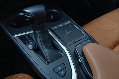 Lexus UX 200 Elegance 2WD