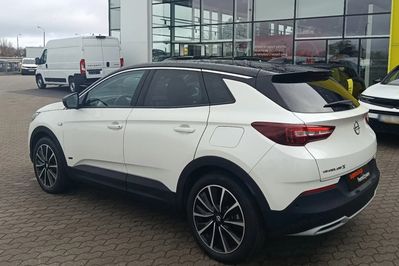 Opel Grandland X 1.6 T PHEV Ultimate