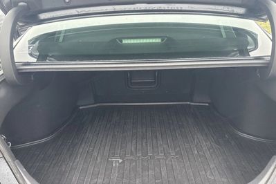 Toyota Camry 2.5 Hybrid Dynamic Force Executive e-CVT