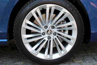 Skoda Superb L&K 2.0 TSI DSG 4x4