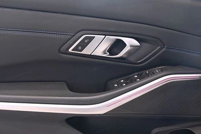 BMW Seria 3 320d xDrive mHEV aut