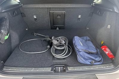 Volvo XC40 T5 Plug-In Hybrid Plus Bright