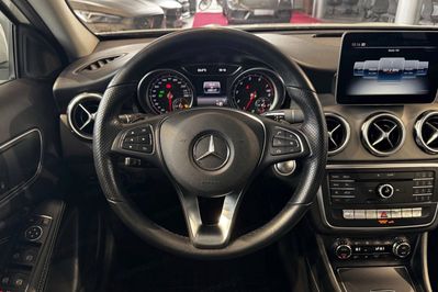 Mercedes GLA 200