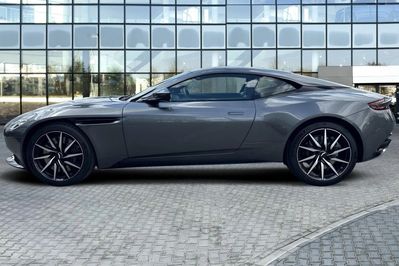 Aston Martin DB11 V8