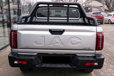 Jac T9 8AT 4x4