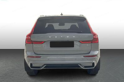 Volvo XC60 B4 B Plus Dark