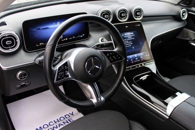 Mercedes Klasa C 300 4MATIC AVANTGARDE
