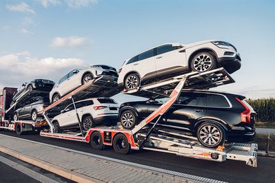 Mercedes Actros L 4x2 ProCabin-Giga Autotransporter LUGGI