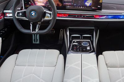 BMW Seria 7 M760e xDrive