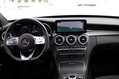 Mercedes Klasa C AMG Night Edition 9G