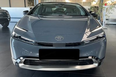 Toyota Prius Prestige 2.0 Hybrid Plug-in
