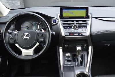 Lexus NX 300h 2.5 Hybrid