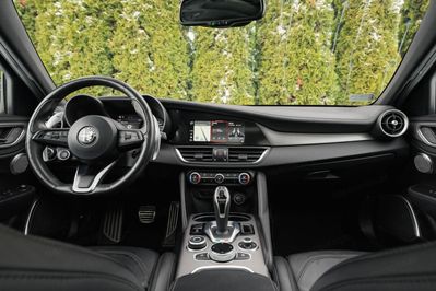 Alfa Romeo Giulia 2.0 Turbo Veloce Q4 aut