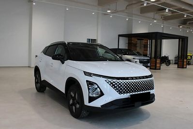 Omoda 5 1.5 T-GDI Hybrid Premium DHT