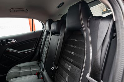 Mercedes GLA 200 7G-DCT