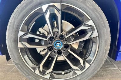BMW iX2 eDrive20 M Sport