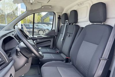 Ford Transit Custom 300 L2H1 2.0 Trend