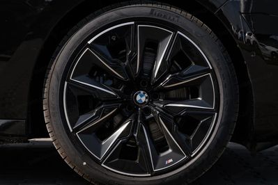 BMW Seria 7 740d xDrive M Sport
