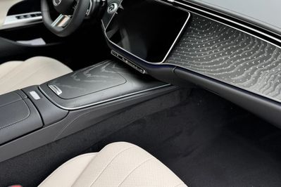 Mercedes E Klasa 220 d 4-Matic AMG