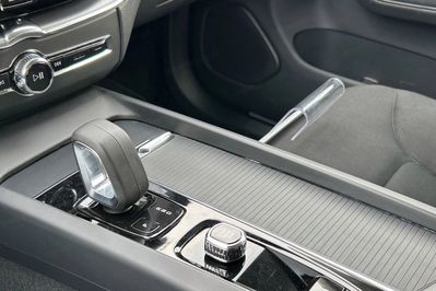 Volvo XC60 B4 D Momentum Pro aut