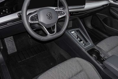 Volkswagen Golf Life Plus 1.5 eTSI mHEV DSG