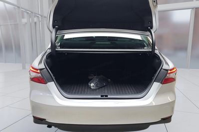 Toyota Camry 2.5 Hybrid Prestige