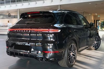 Porsche Cayenne S E-Hybrid