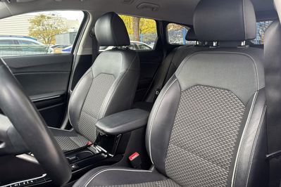 Kia Ceed Business Line Plus 1.5 T-GDI  DCT