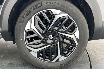 Citroen C4 X Shine Pack 1.2 PureTech EAT8