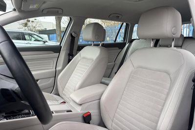 Volkswagen Passat Elegance 2.0 TDI  DSG