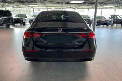 Mercedes Klasa E 200 4-Matic Avantgarde