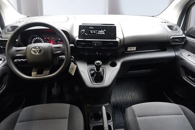 Toyota Proace City Long L2H1 Zabudowa Brygadowa Active