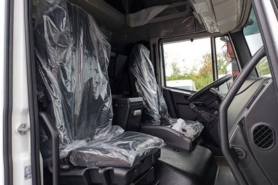Iveco Eurocargo ML 75E19/P + Winda