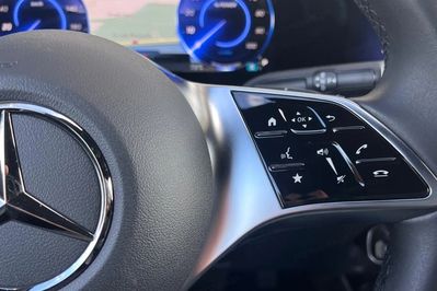 Mercedes EQA 250+ Electric Art