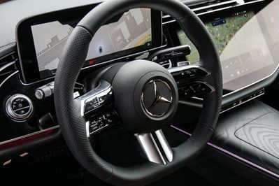 Mercedes Klasa E 200 4-Matic AMG