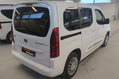 Toyota Proace City Verso D-4D L1H1