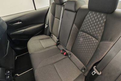 Toyota Corolla Comfort 1.5 benzyna